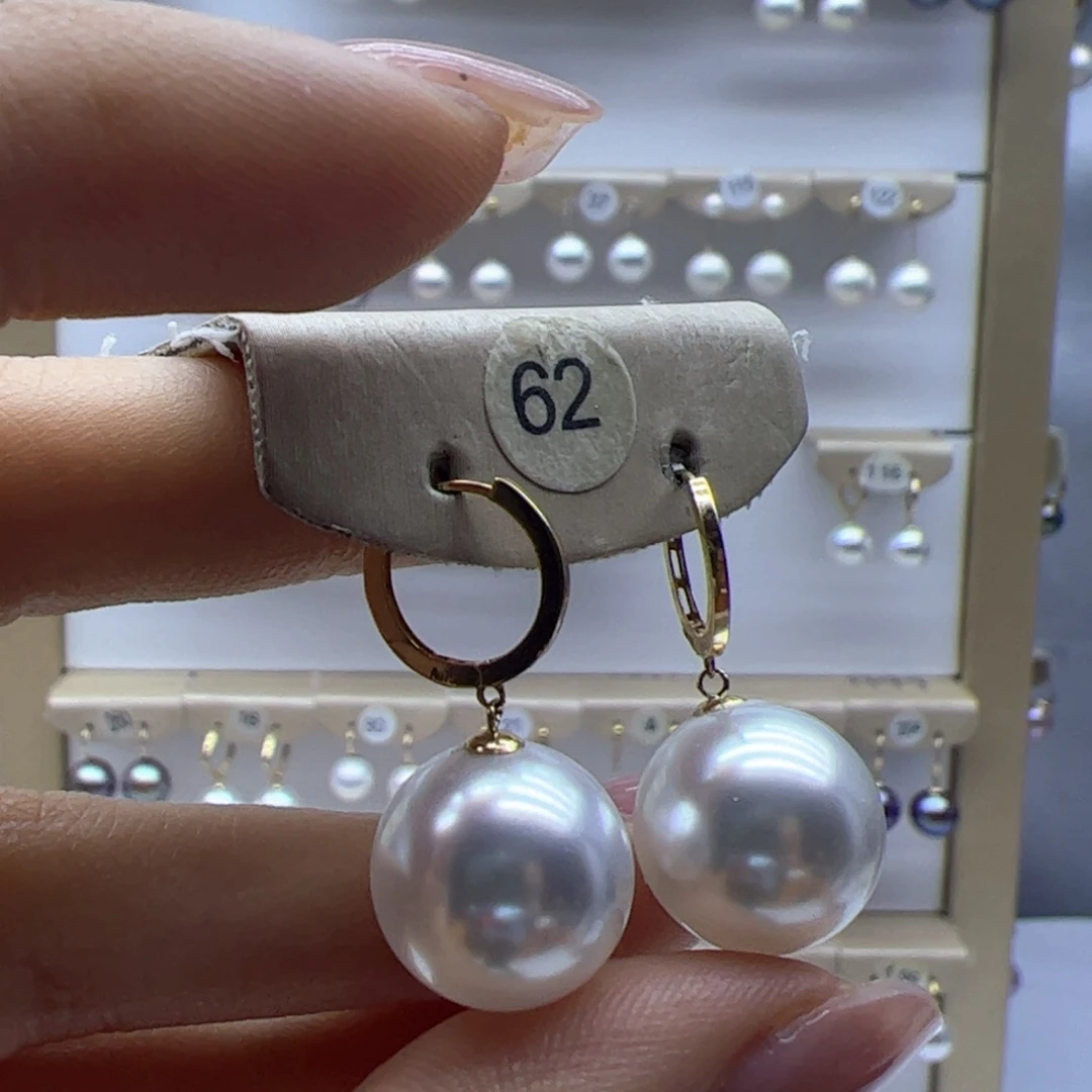 淡水珍珠耳饰18K金镶嵌