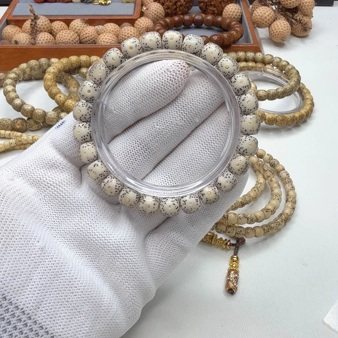 星月菩提手串28梵天冰白大眼睛针尖星9左右单圈一物一图