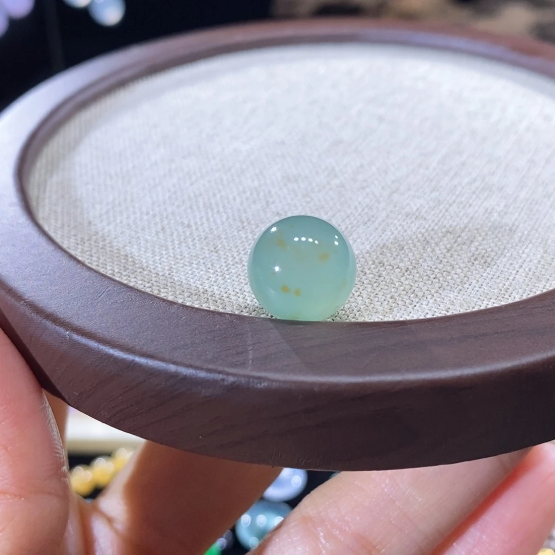 翡翠未镶嵌颈饰翡翠高冰晴绿洒金珠13mm