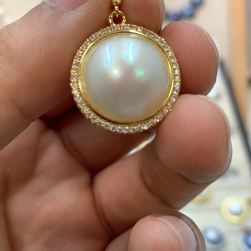 【闪购商品】未镶嵌颈饰拼合珍珠（马贝珠）