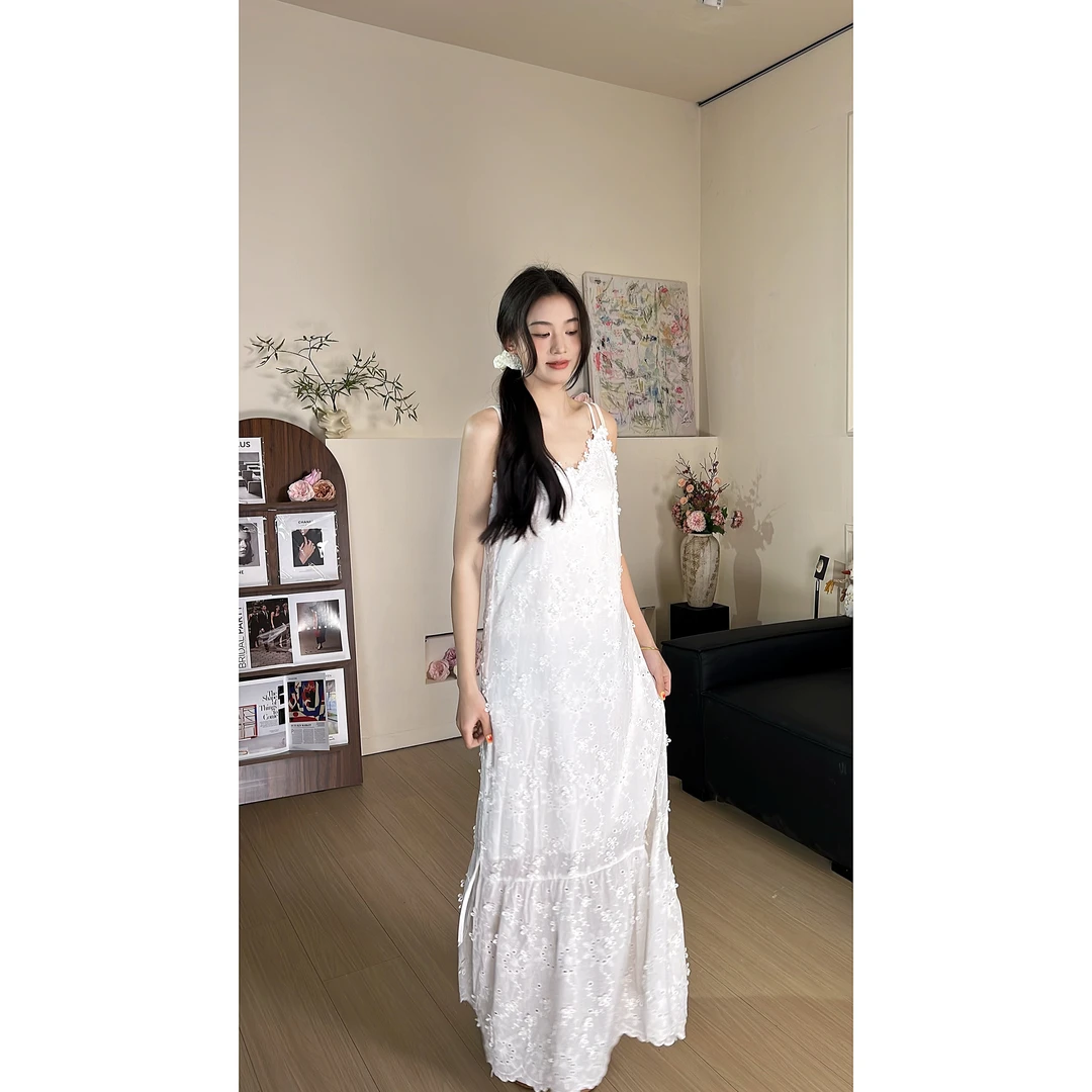 JIANG春季新款韩系百搭白月光吊带裙