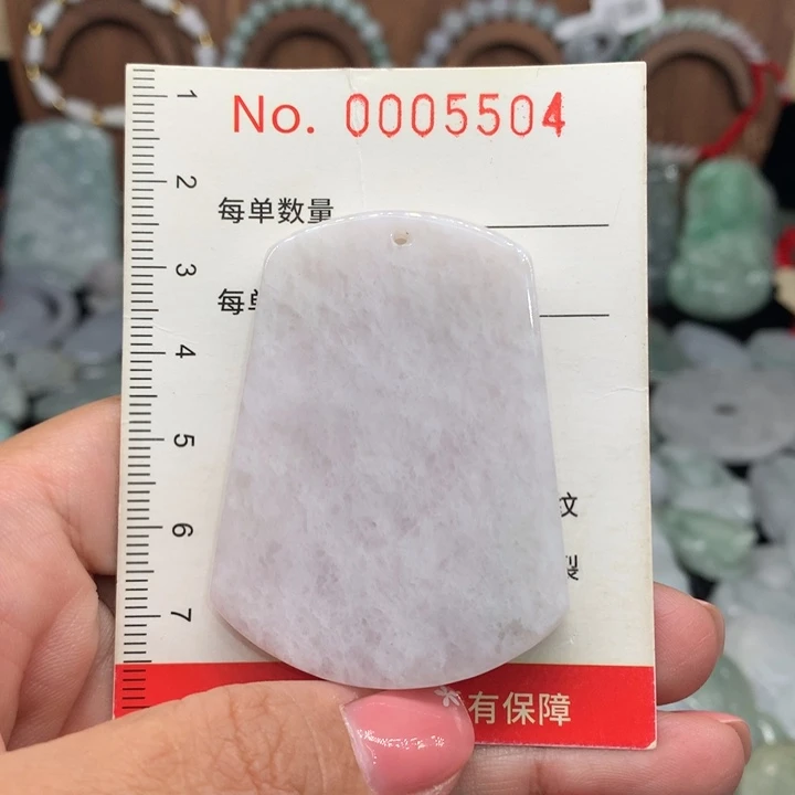 翡翠未镶嵌颈饰11
