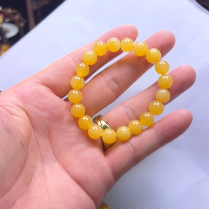 碎***年未镶嵌石英质玉（黄龙玉）手镯