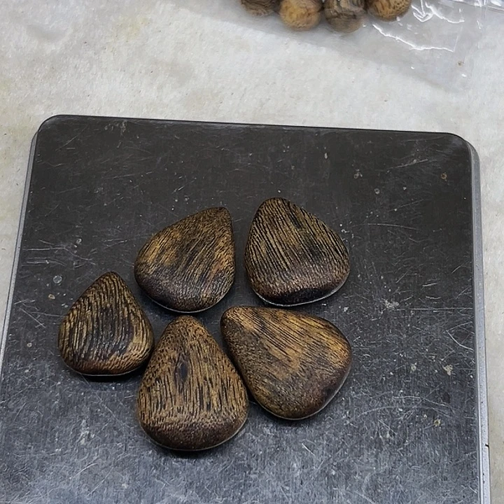 沉香碎屑沉香華*小水滴11克