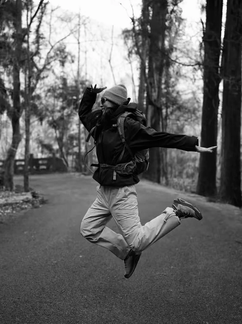 【醒醒专属】2582B0】出口转内销！超舒适靓色高弹速干打底衫情侣款潮