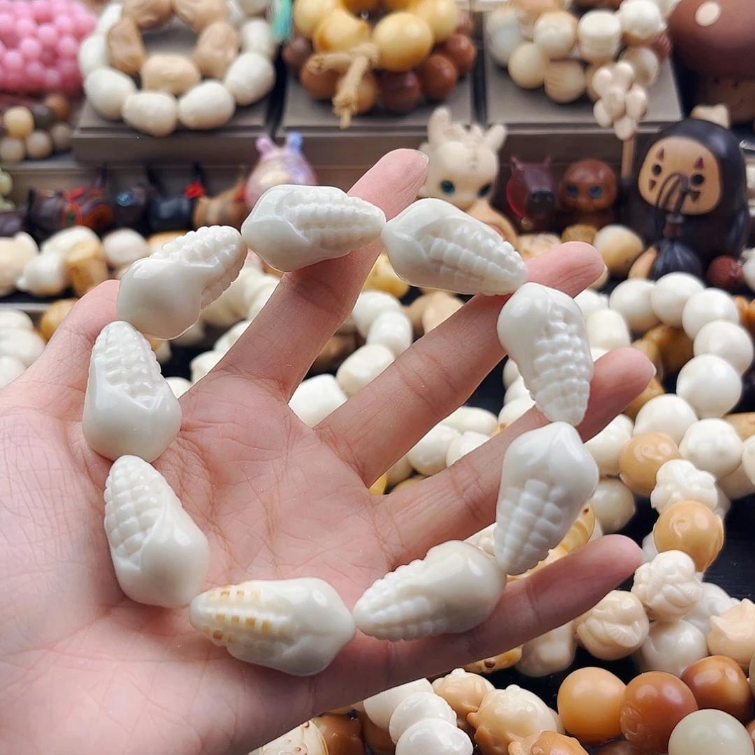 菩提根/象牙果吊坠玉米