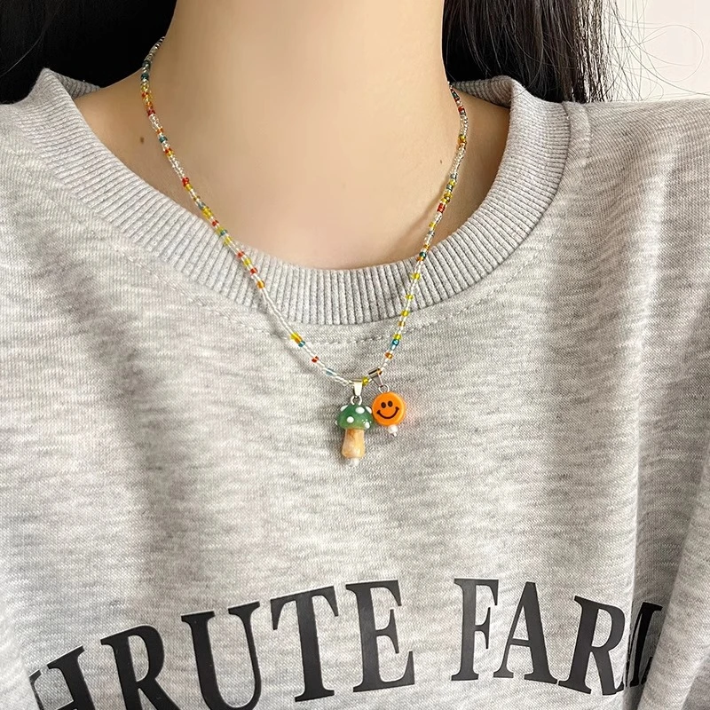铜树脂项链 多巴胺彩色串珠笑脸蘑菇吊坠项链女春夏季锁骨链颈链