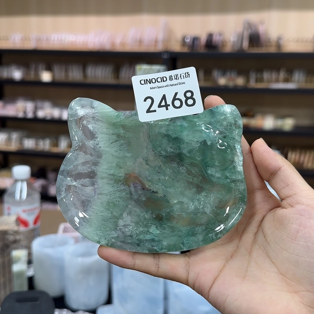 2468绿水晶 小猫福利