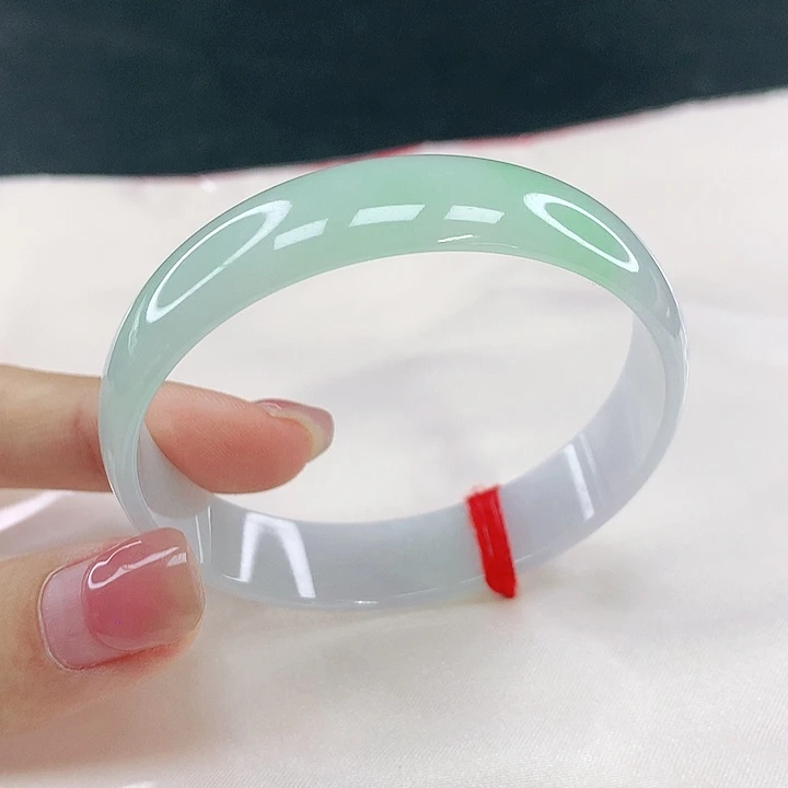 翡翠未镶嵌手镯圈53，12045