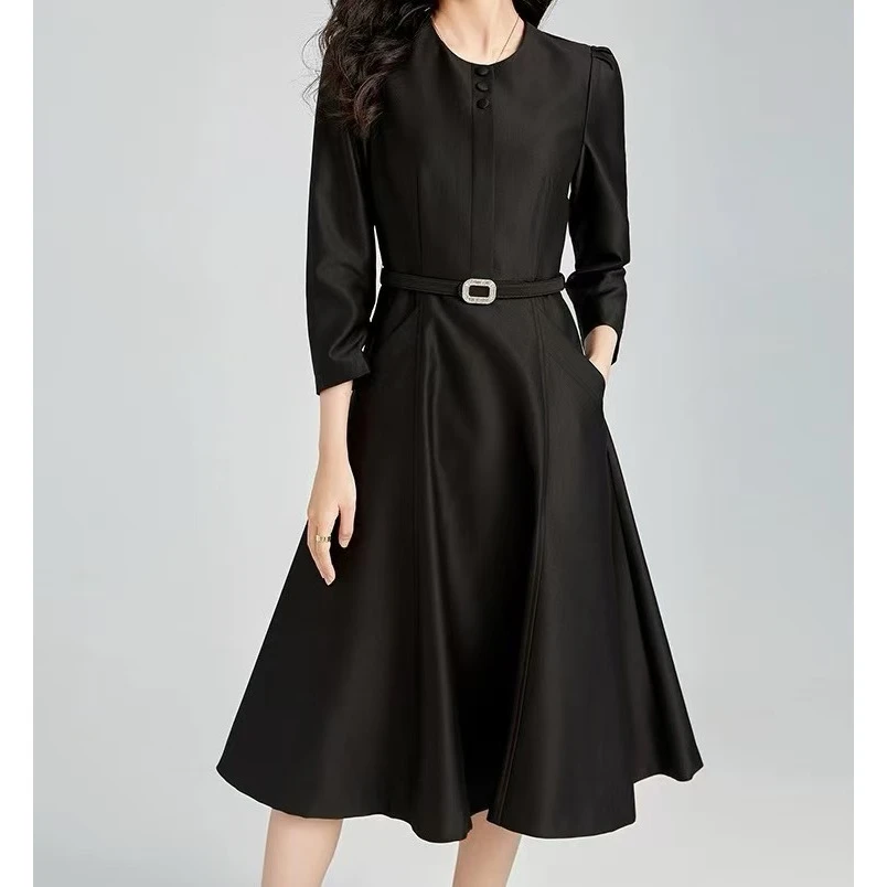 黑色时尚圆领连衣裙女2025大衣修身收腰长袖气质打底长裙韩版
