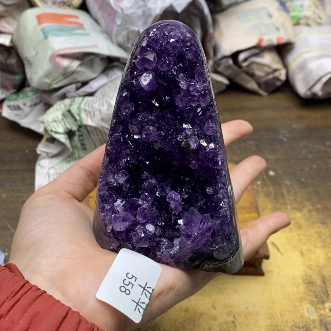 紫晶乌拉圭未镶嵌