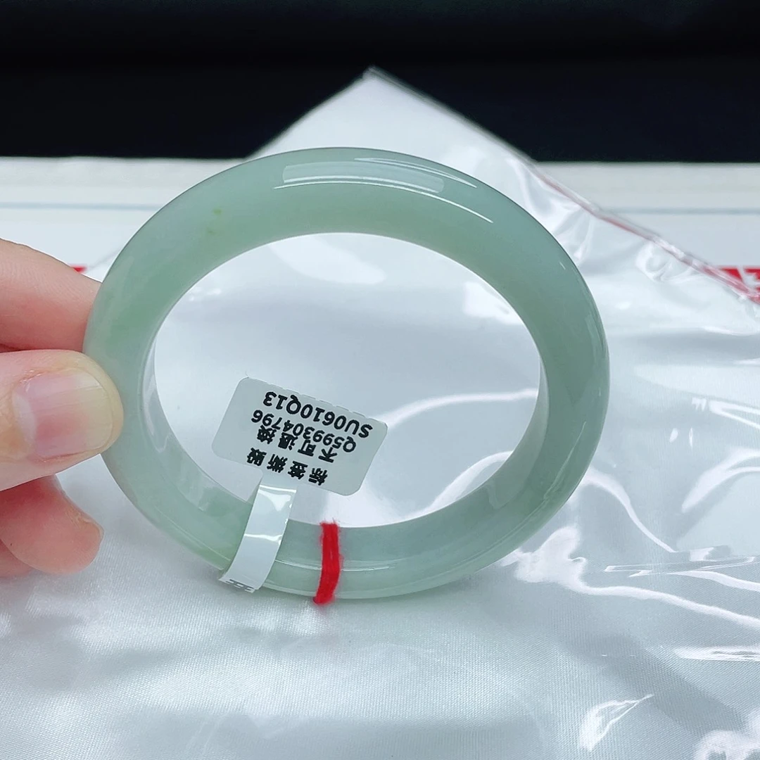 翡翠手镯未镶嵌正58.7