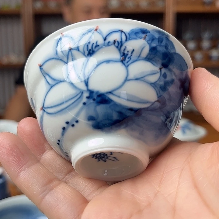 手工制作陶瓷器皿