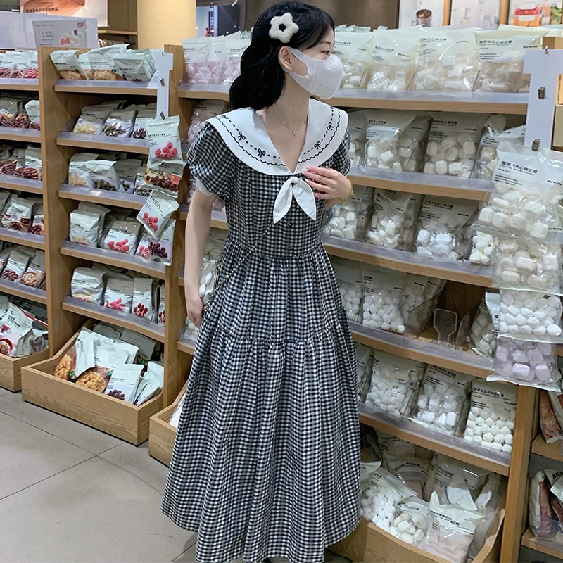 法式复古蝴蝶结短袖娃娃格子显瘦连衣裙夏季新款格纹气质收腰长裙