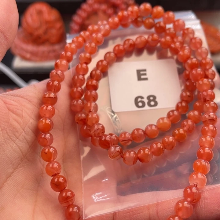 南红玛瑙未镶嵌多样性发货默认微瑕称重7mm