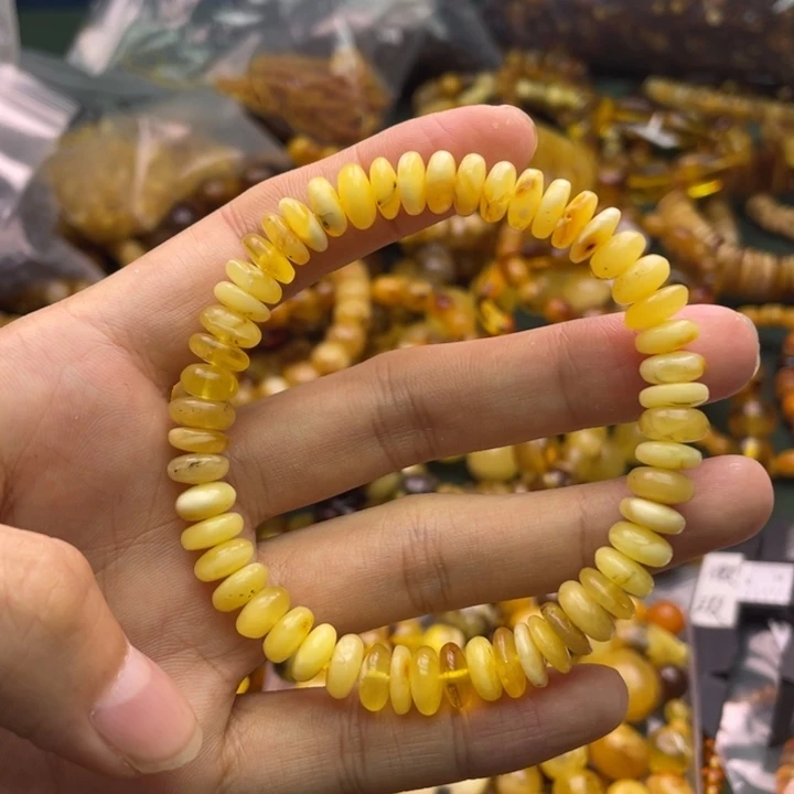 琥珀未镶嵌珠宝奇石