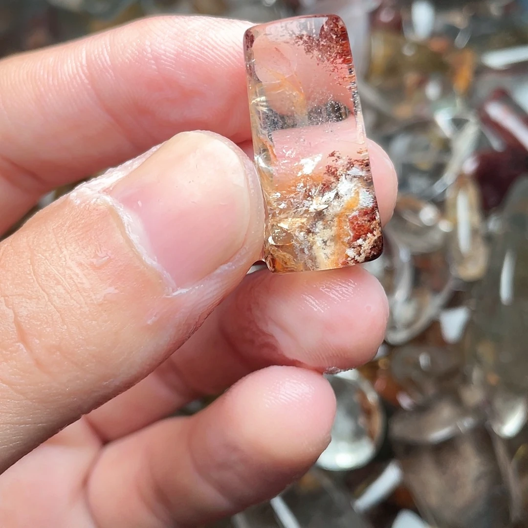 我***我非金属jhfyuujftyujfft