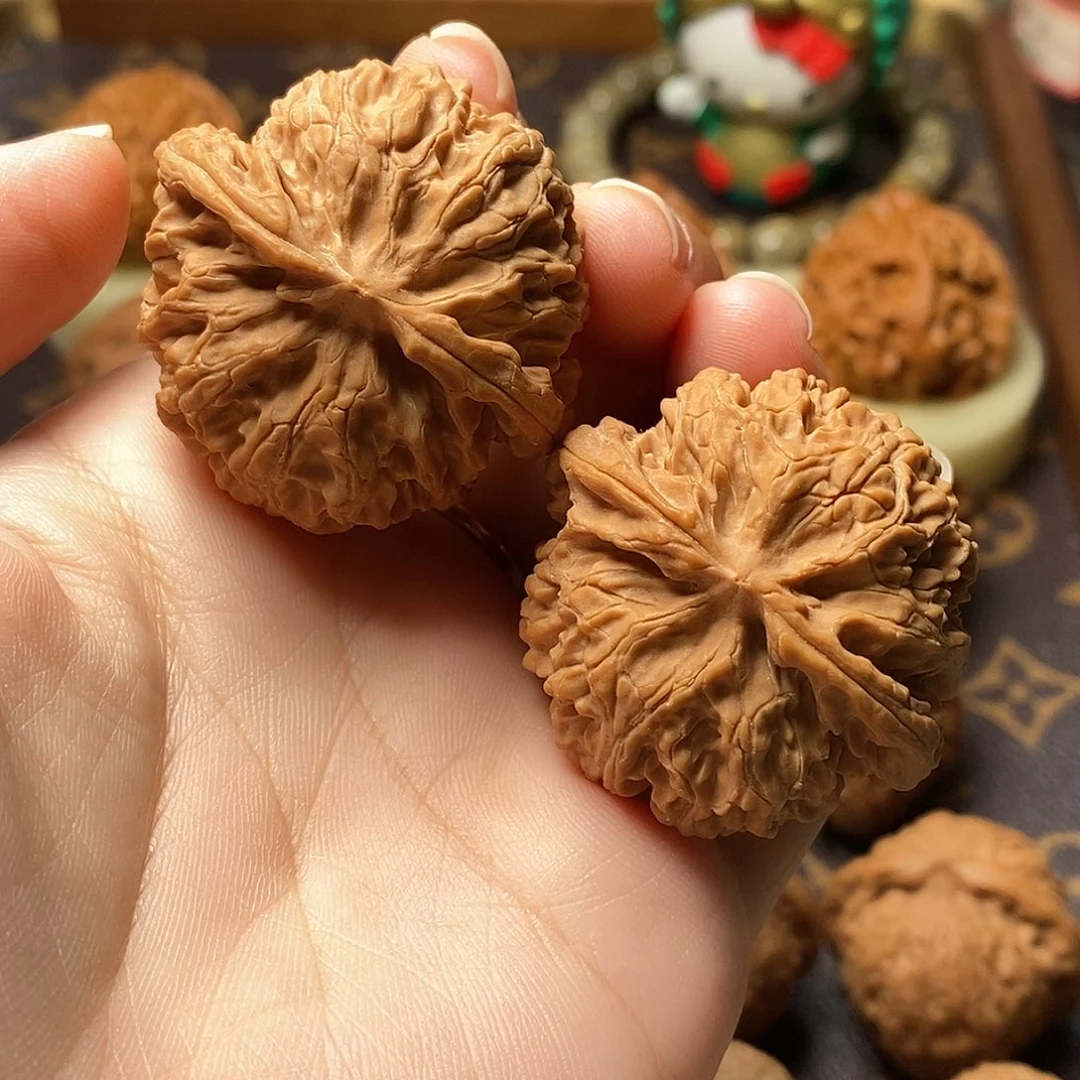 我***考桃核吊坠全品苹果园39尺