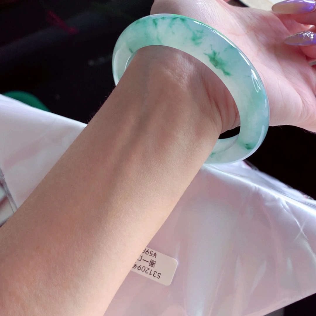 翡翠未镶嵌手镯57.2 绝美意境兰花 冰胶共存 灵