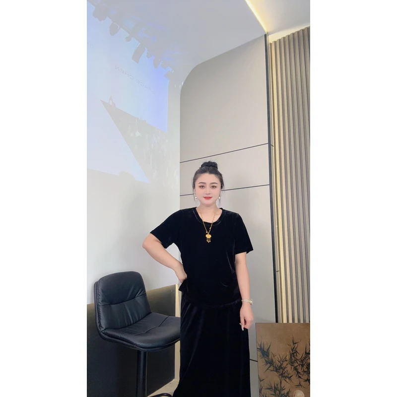国风新中式女款秋季新款丝绒显瘦上衣气质时尚百搭黑色圆领打底