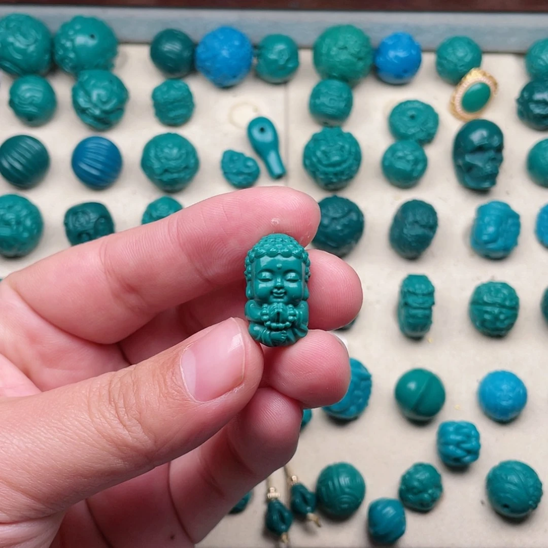 【闪购商品】玻璃颈饰111111111111