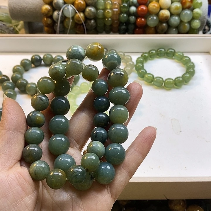 未镶嵌蛇纹石玉手镯小*