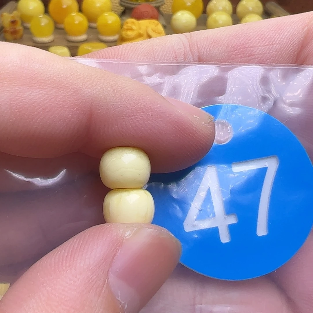 蜜蜡未镶嵌珠宝奇石9mm微瑕疵