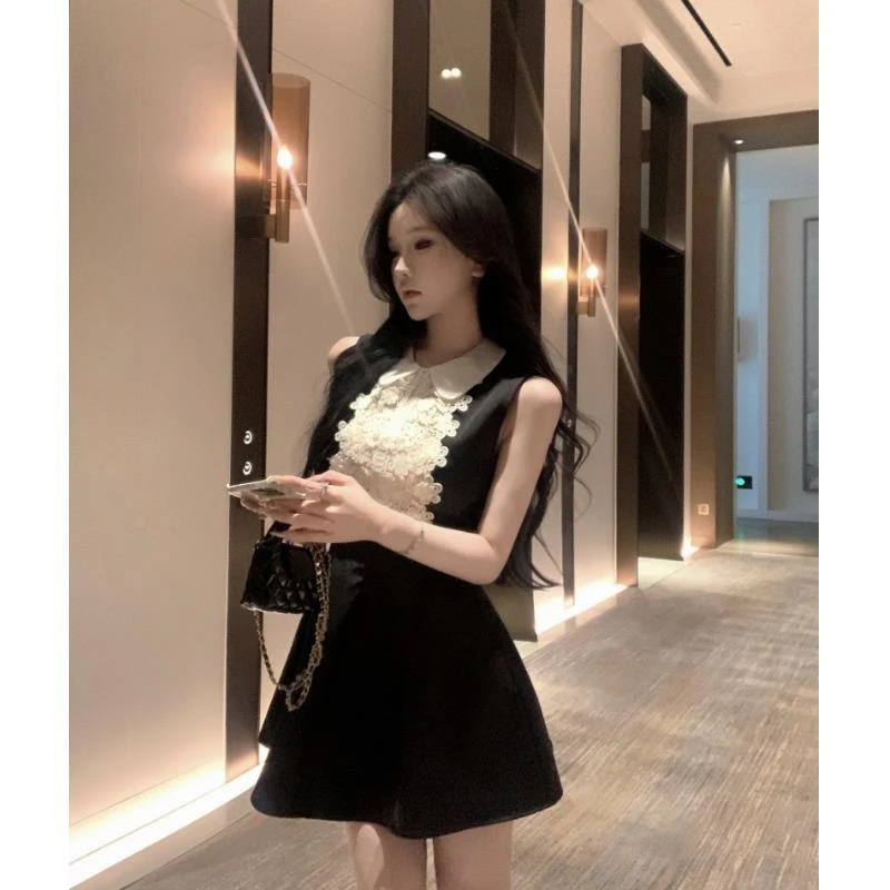 蕾丝拼接娃娃领无袖连衣裙女夏季气质修身短裙设计感高腰蓬蓬裙子