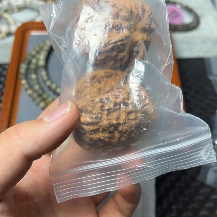 星月菩提手串核桃非全品