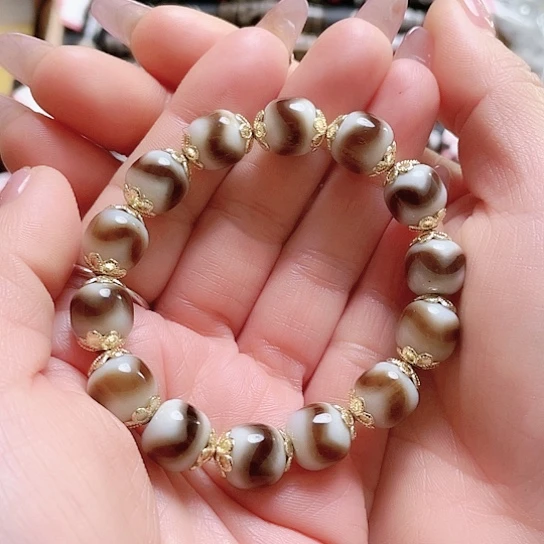 玛瑙/玉髓颈饰合金