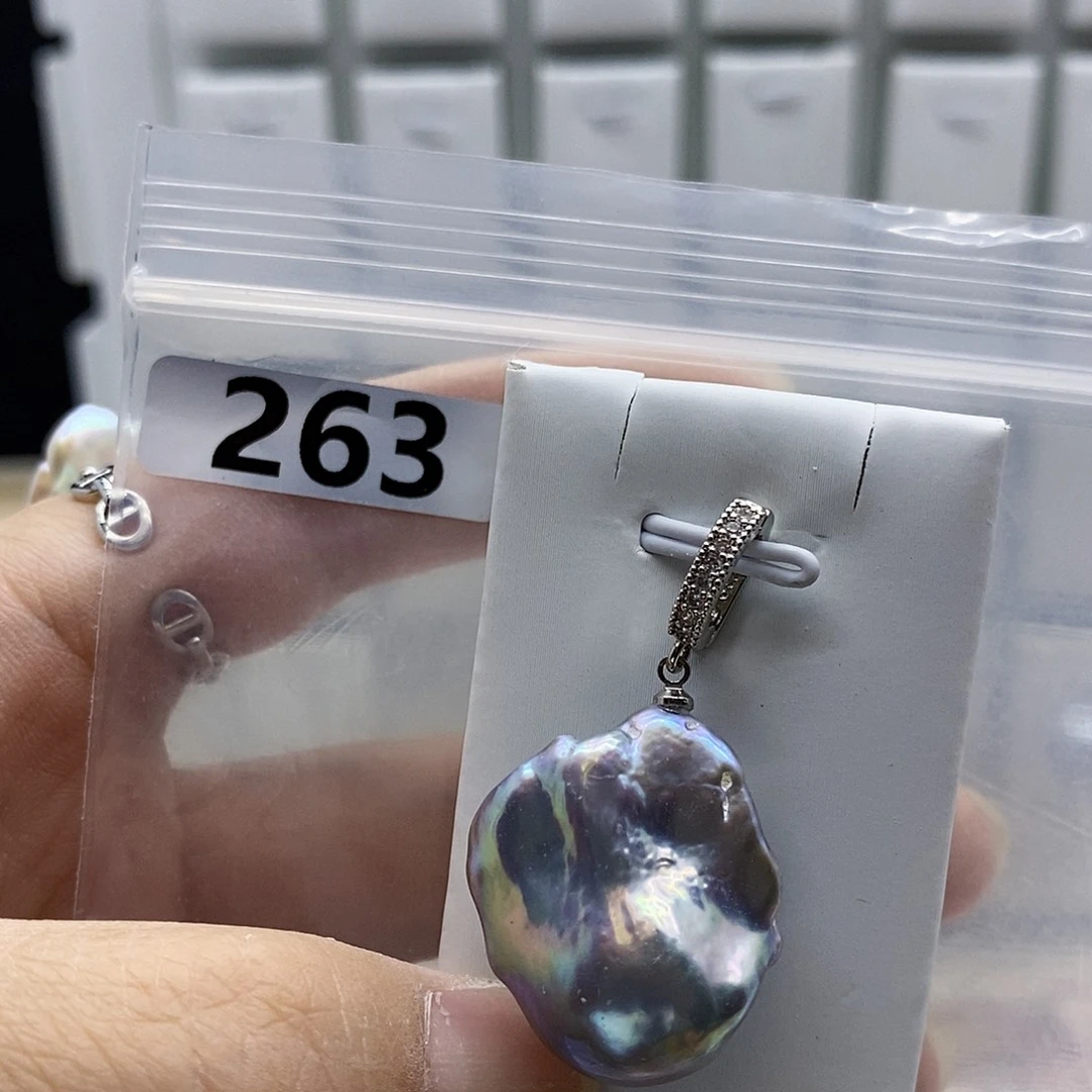 颈饰合金淡水珍珠