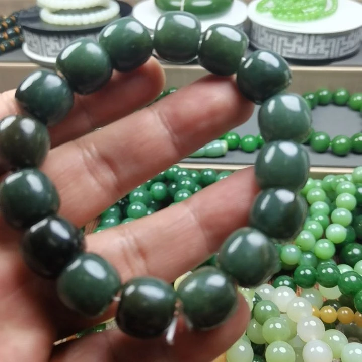 和田玉未镶嵌手链