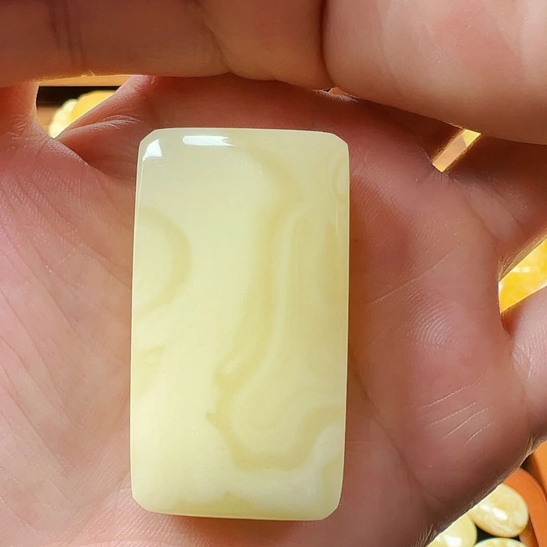 裸石琥珀未镶嵌蜜蜡方牌