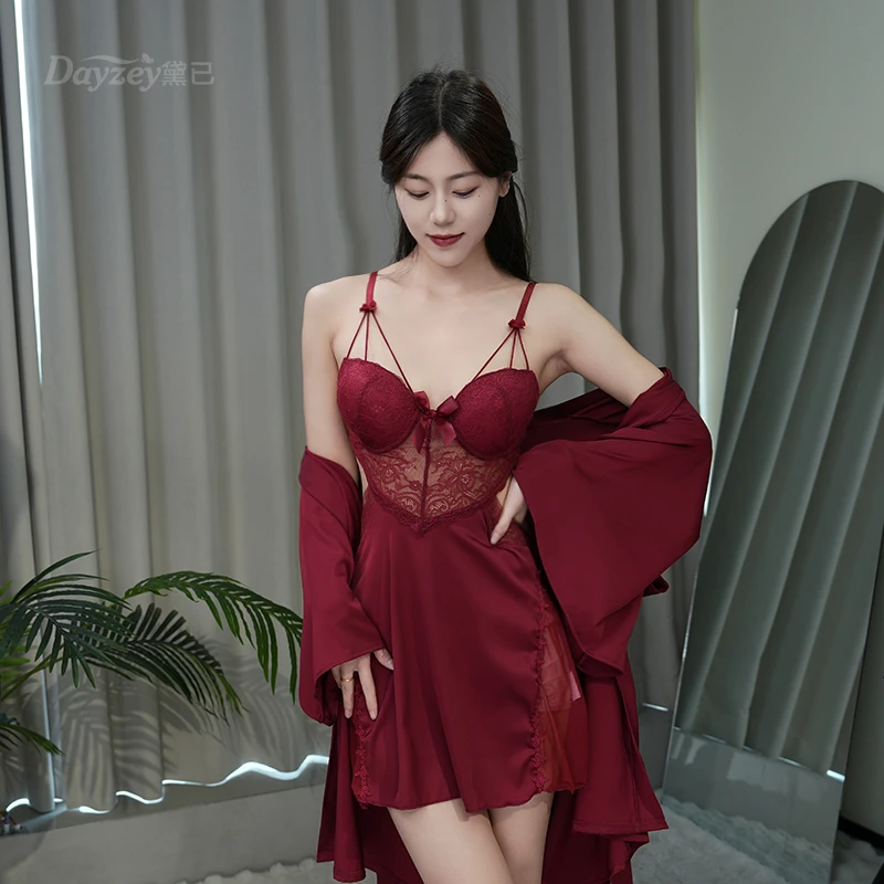 Dayzey/黛已2025新款蕾丝吊带睡裙胸垫睡衣性感睡裙女款春夏纯欲