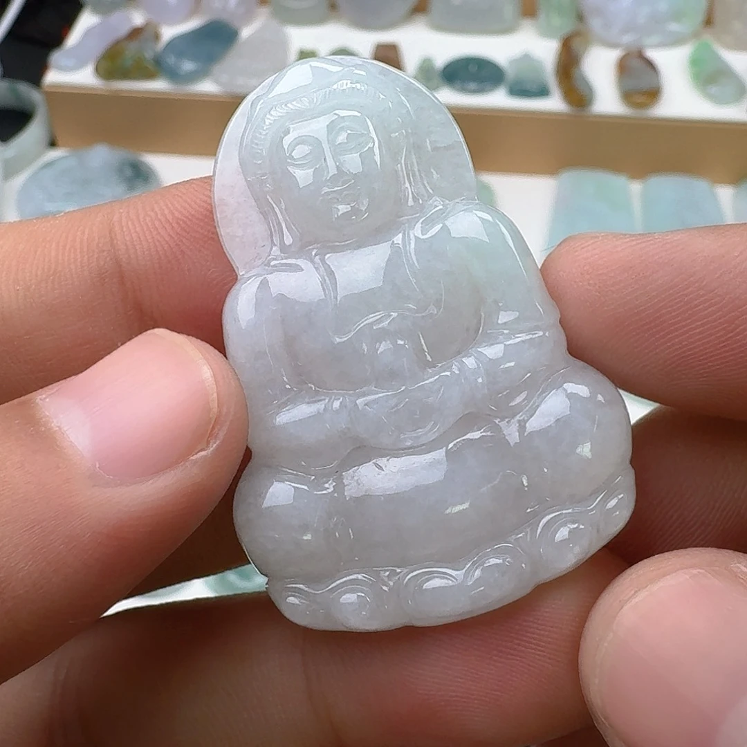 颈饰未镶嵌翡翠观音