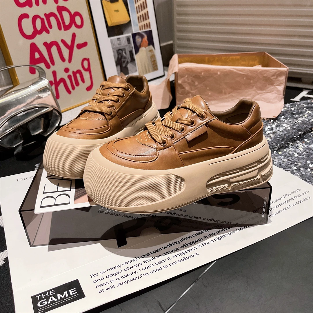 欧货时尚娃娃头系带甜酷风厚底松糕小白鞋珠光面包鞋大头休闲鞋女