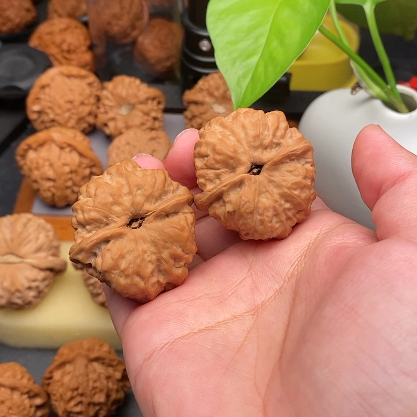 【闪购商品】文玩核桃把件變***?蛤蟆头