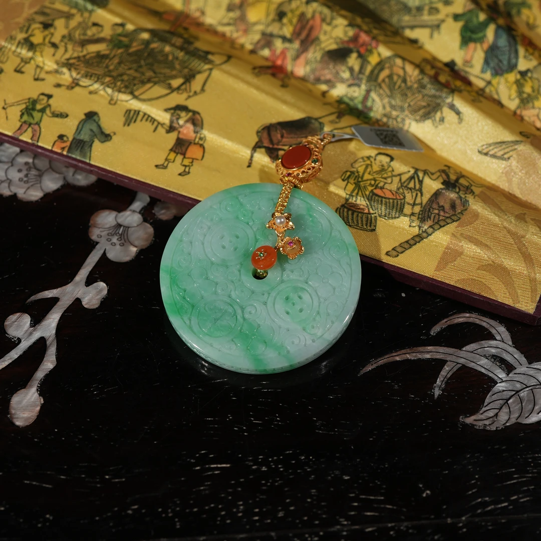 2.20香港王老板-翡翠吊坠kb938