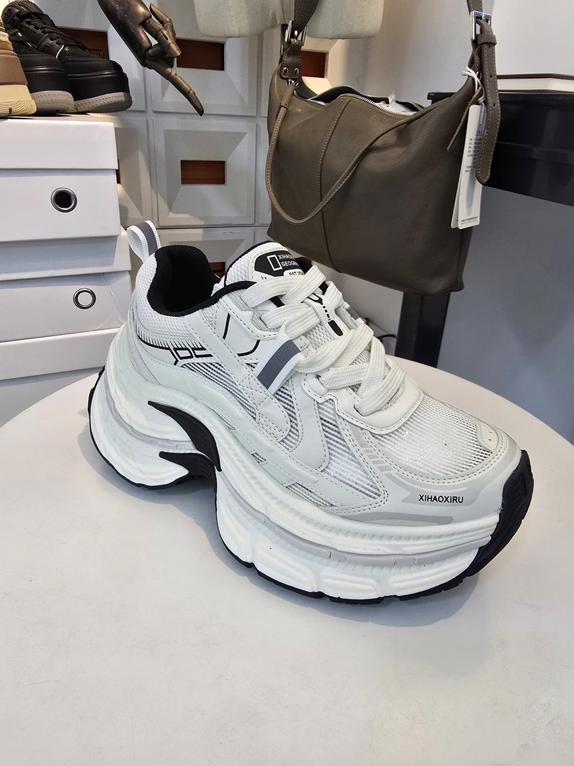 女鞋潮流新品20255新款老爹鞋