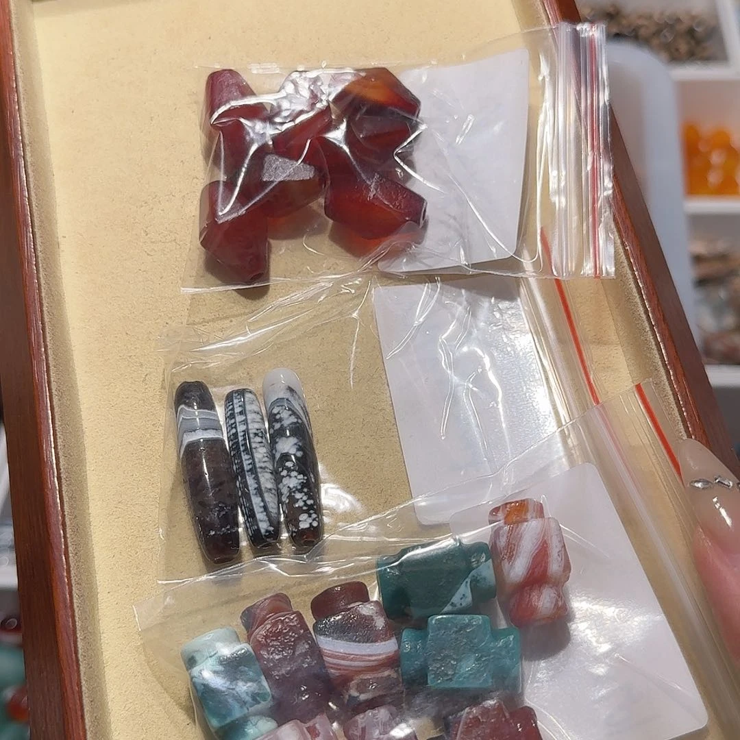 玛瑙/玉髓未镶嵌珠宝半成品