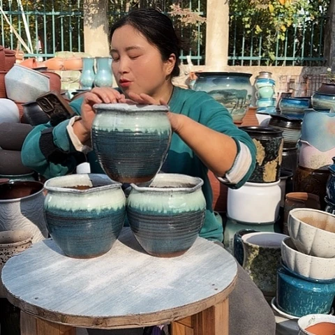 口16高16瑕疵三个。