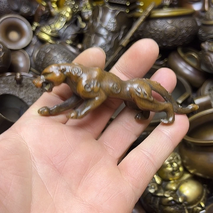 诚信经营精美铜器