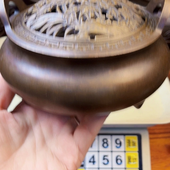 青***人直播间里福利多多