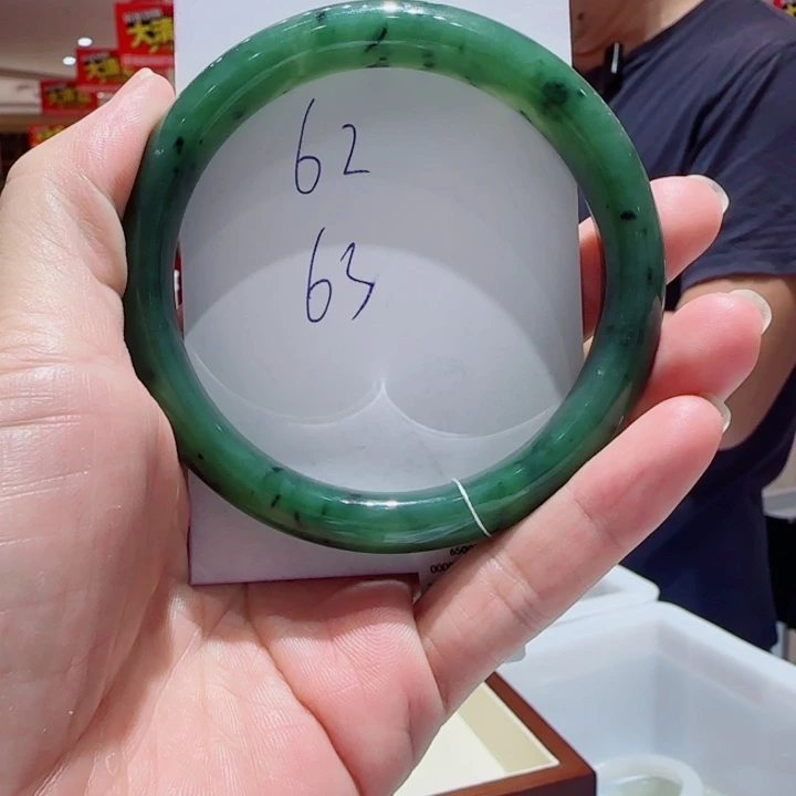 和田玉未镶嵌手镯9