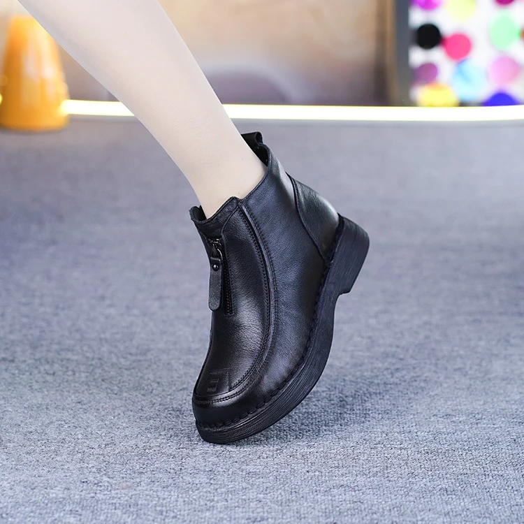 7995真皮短靴女冬季新款纯牛皮软底软面皮毛一体棉靴加绒马丁靴