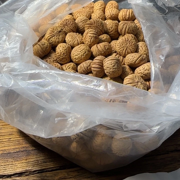 爱***地桃核吊坠盘锦夹板