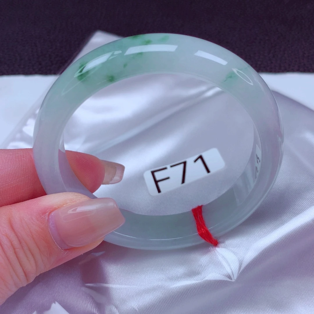 翡翠未镶嵌手镯手镯