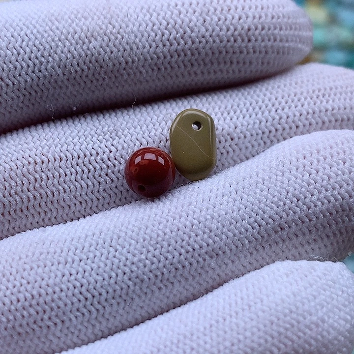 南红玛瑙未镶嵌珠宝奇石