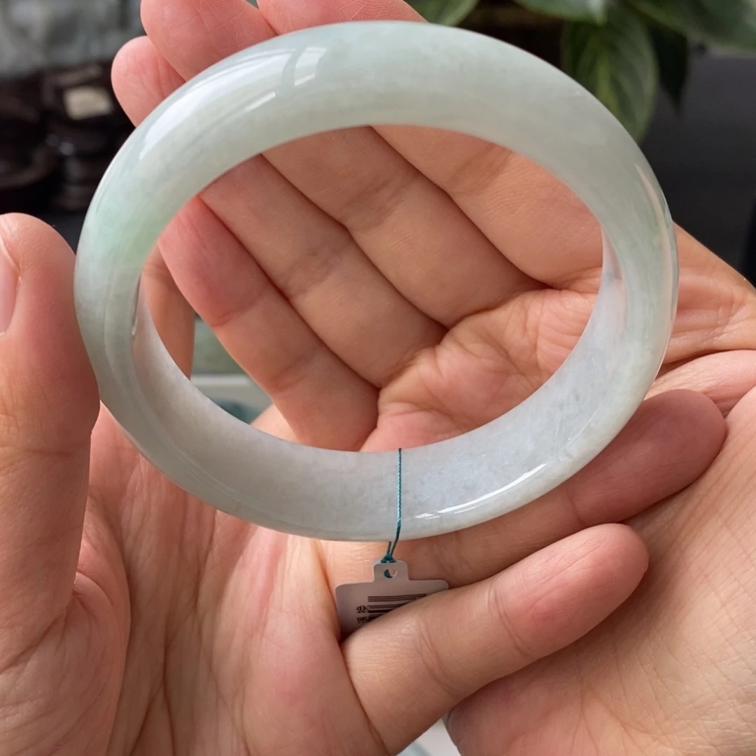 翡翠未镶嵌手镯天然