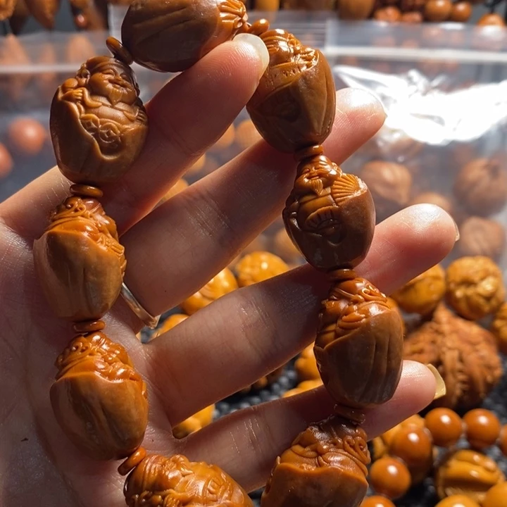 橄榄核吊坠用****2包衣财神